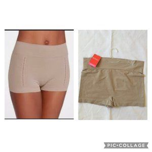 NEW! SPANX Lounge-Hooray! Boyshort Large Sandcastle